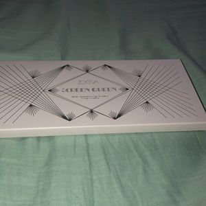 Zoeva eyeshadow palette